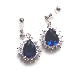 <img src=”comfortable-bridal-dangle-navy-blue-cz-crystal-invisible-clip-on-earrings-miyabigrace.jpg” alt=”pierced look and comfortable Comfortable and pierced look dangle silver bridal wedding navy blue sapphire cz cubic zirconia crystal teardrop invisible clip on earrings MiyabiGrace 夾耳環 ノンホールピアス”/>