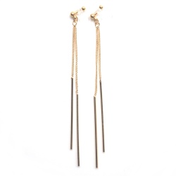 <img src=”comfortable-pierced-look-minimal-dangle-gold-chain-bar-invisible-clip-on-earrings6.jpg” alt=”pierced look and comfortable comfortable and pierced look dangle long gold bar invisible clip on earrings 耳環夾 ノンホールピアス”/>