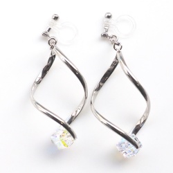 <img src=”dangle-silver-wave-motif-aurora-borealis-swarovski-crystal-invisible-clip-on-earrings8.jpg” alt=”pierced look and comfortable Dangle Silver Aurora Borealis Swarovski Cube Crystal Invisible Clip On Earrings, Pierced Look Comfortable Clip-ons, Non Pierced Earrings”/>