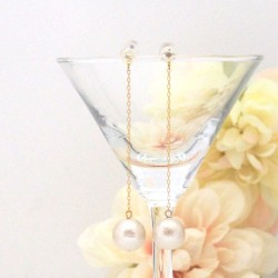 Crystal and light beige Japanese cotton pearl earrings