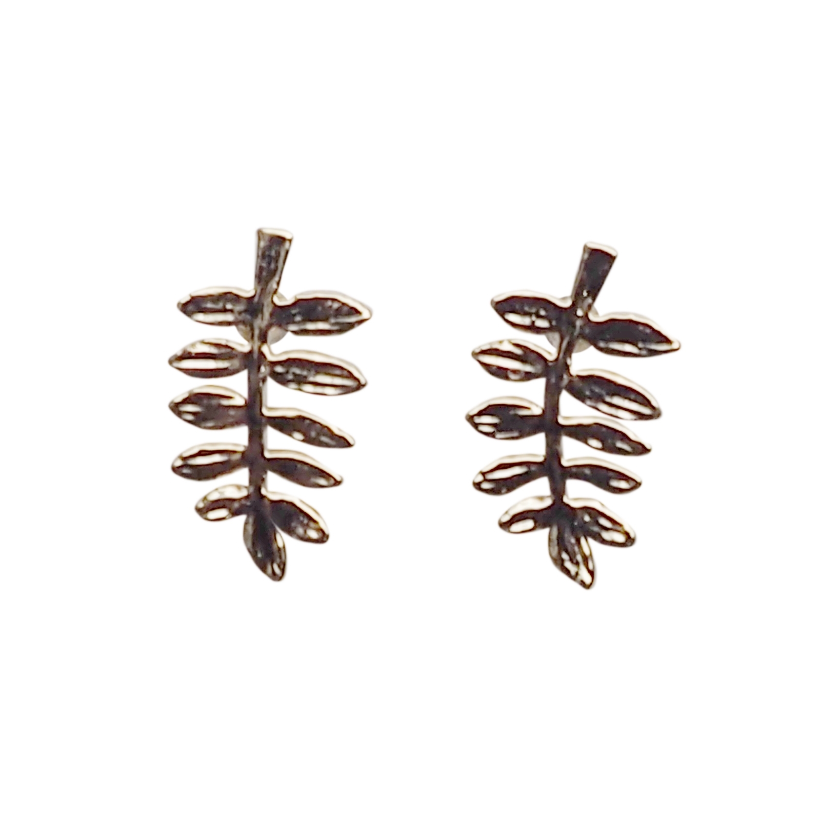 Comfortable-pierced-look-Gold-Leaf-Leaves-Branch-Invisible-clip-on-stud-earrings-Miyabi-Grace (5).jpg