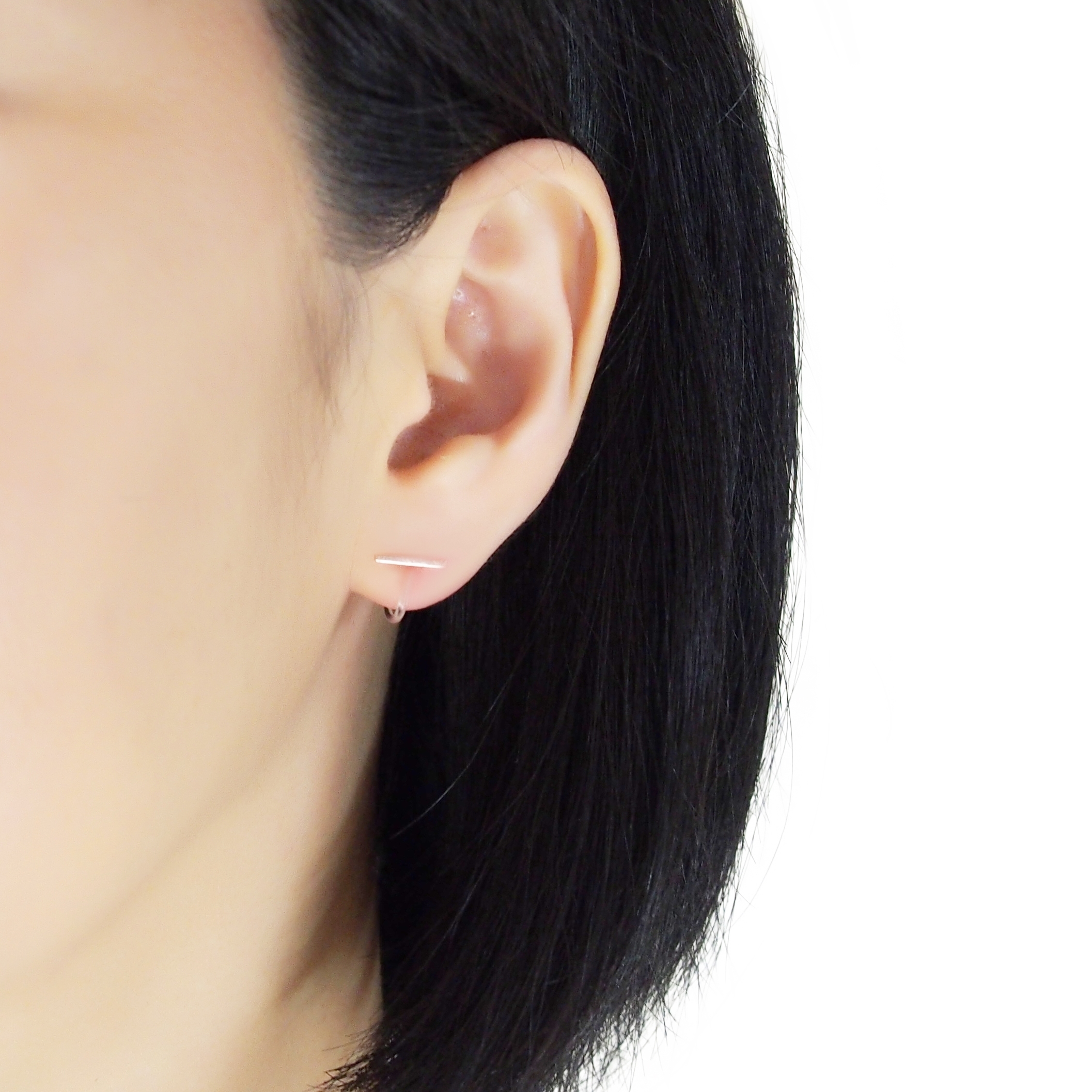 Comfortable-pierced-look-rose-gold-bar-Simple-Minimalist-Invisible-clip-on-stud-earrings-Miyabi-Grace (1).jpg